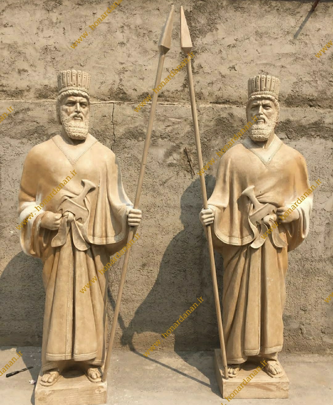 مجسمه کوروش مجسمه سرباز کوروش جنس فایبرگلاس مقاوم